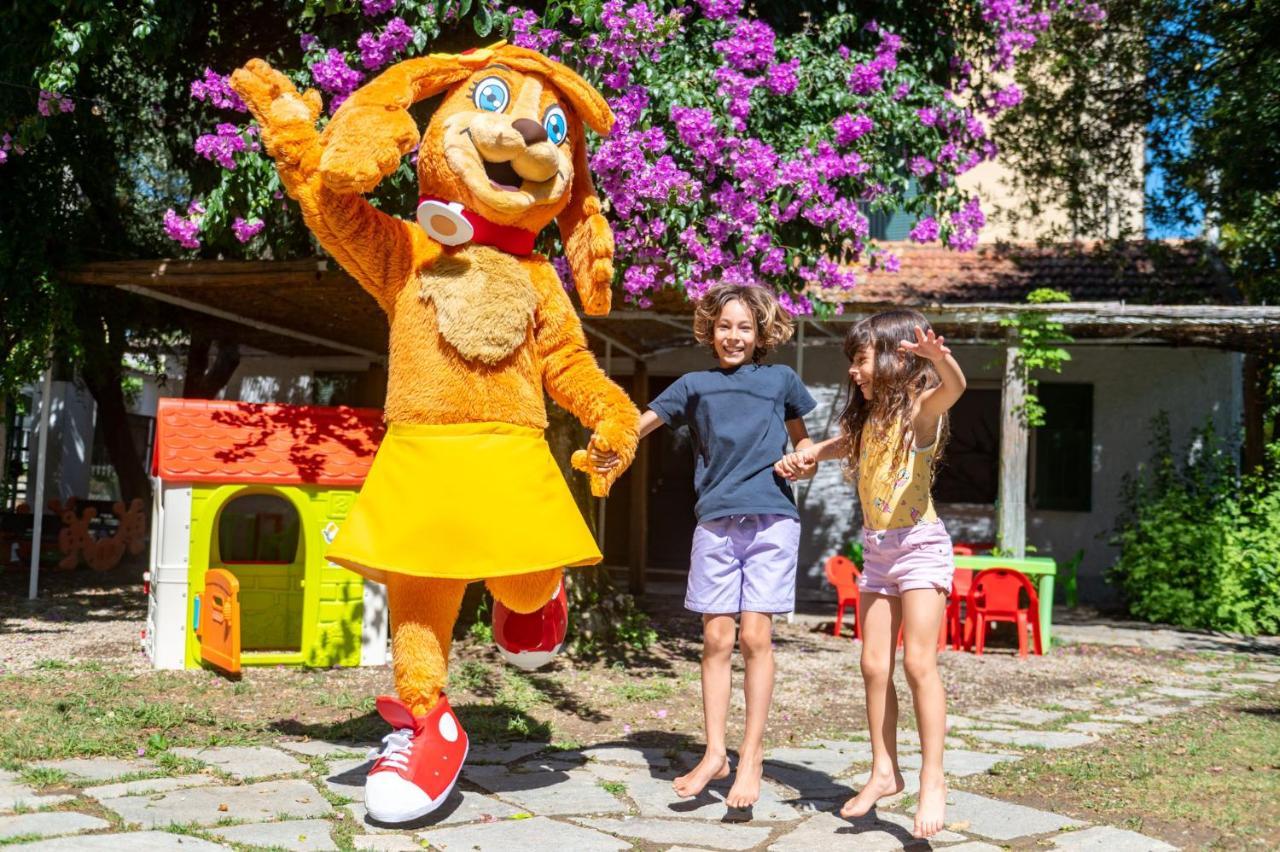 ホテル ラフィー ディアーノ・マリーナ エクステリア 写真